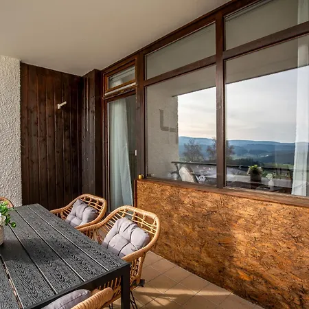 Stilvolle Auszeit I Balkon I Burgblick